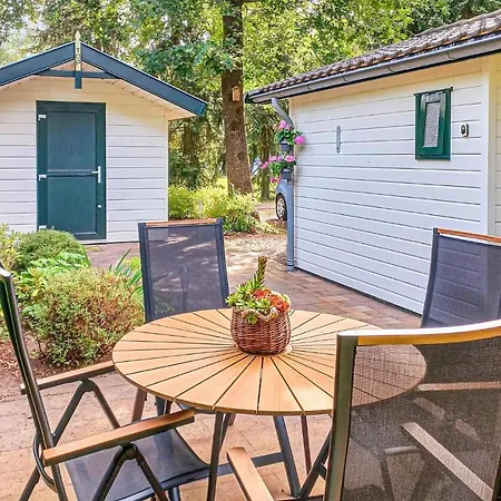2 Bedroom Stunning Home In Vorden